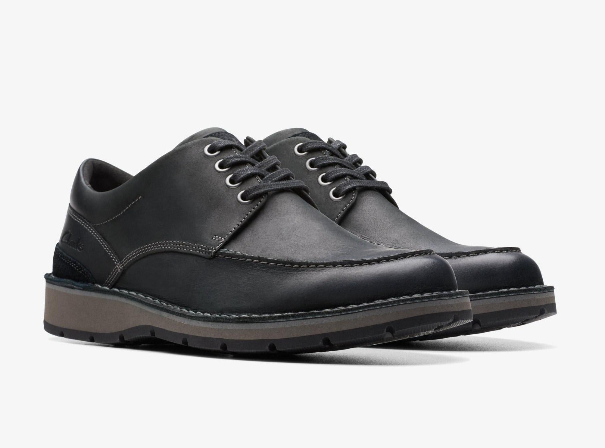Brands - Clarks – famous-brands-outlet-ny